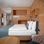 Hotel Hotel Interlaken 4*