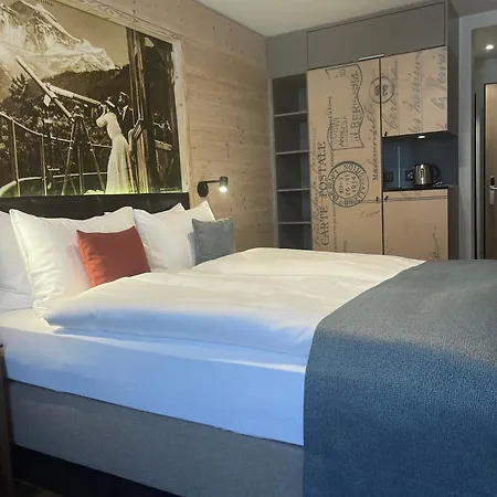 Hotel Hotel Interlaken 4*