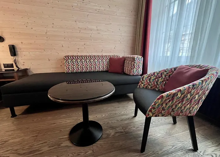 Hotel Interlaken מלון