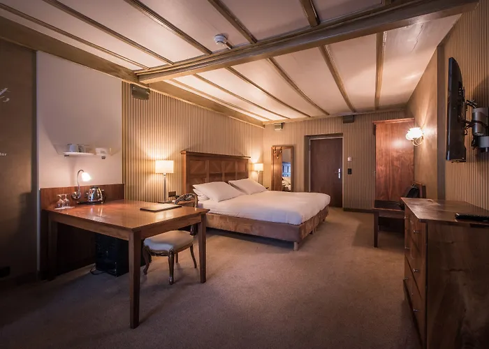 Hotel Interlaken מלון 4*