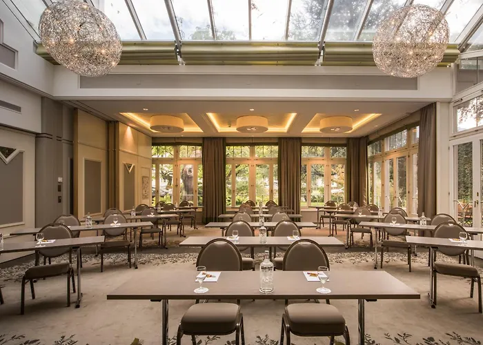 Hotel Interlaken מלון