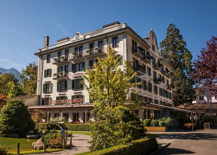 Hotel Interlaken מלון